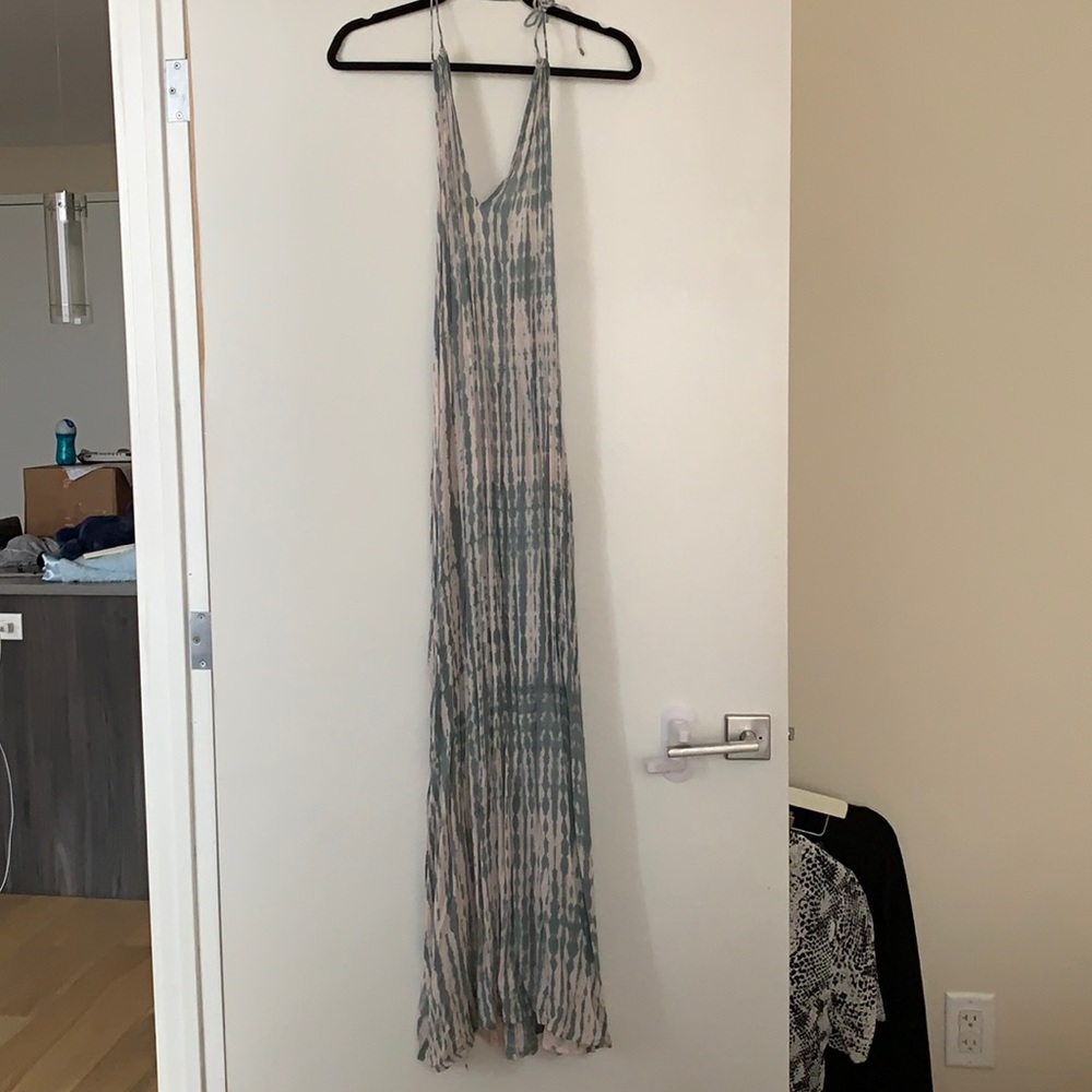 Acacia maxi dress size P